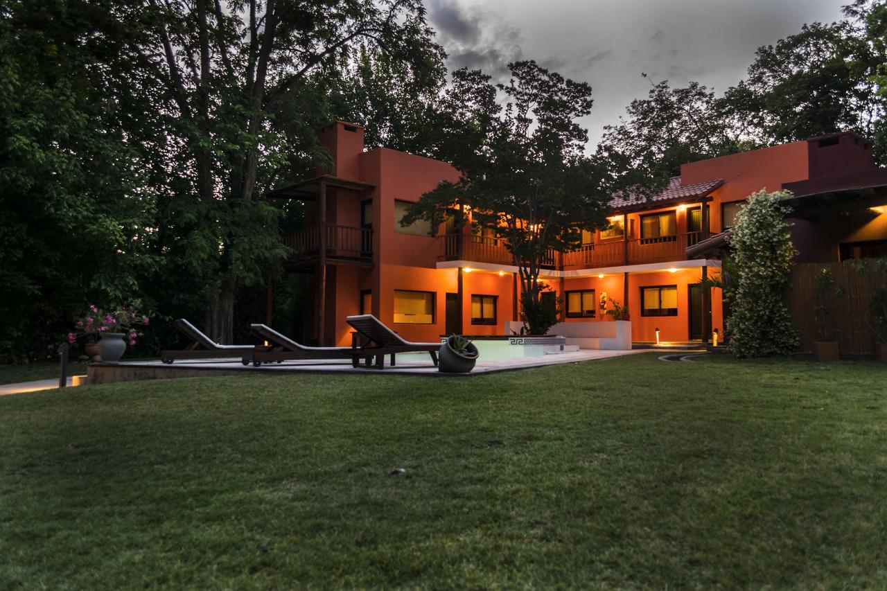 Postales Green Aparts - Chacras de Coria Exterior foto
