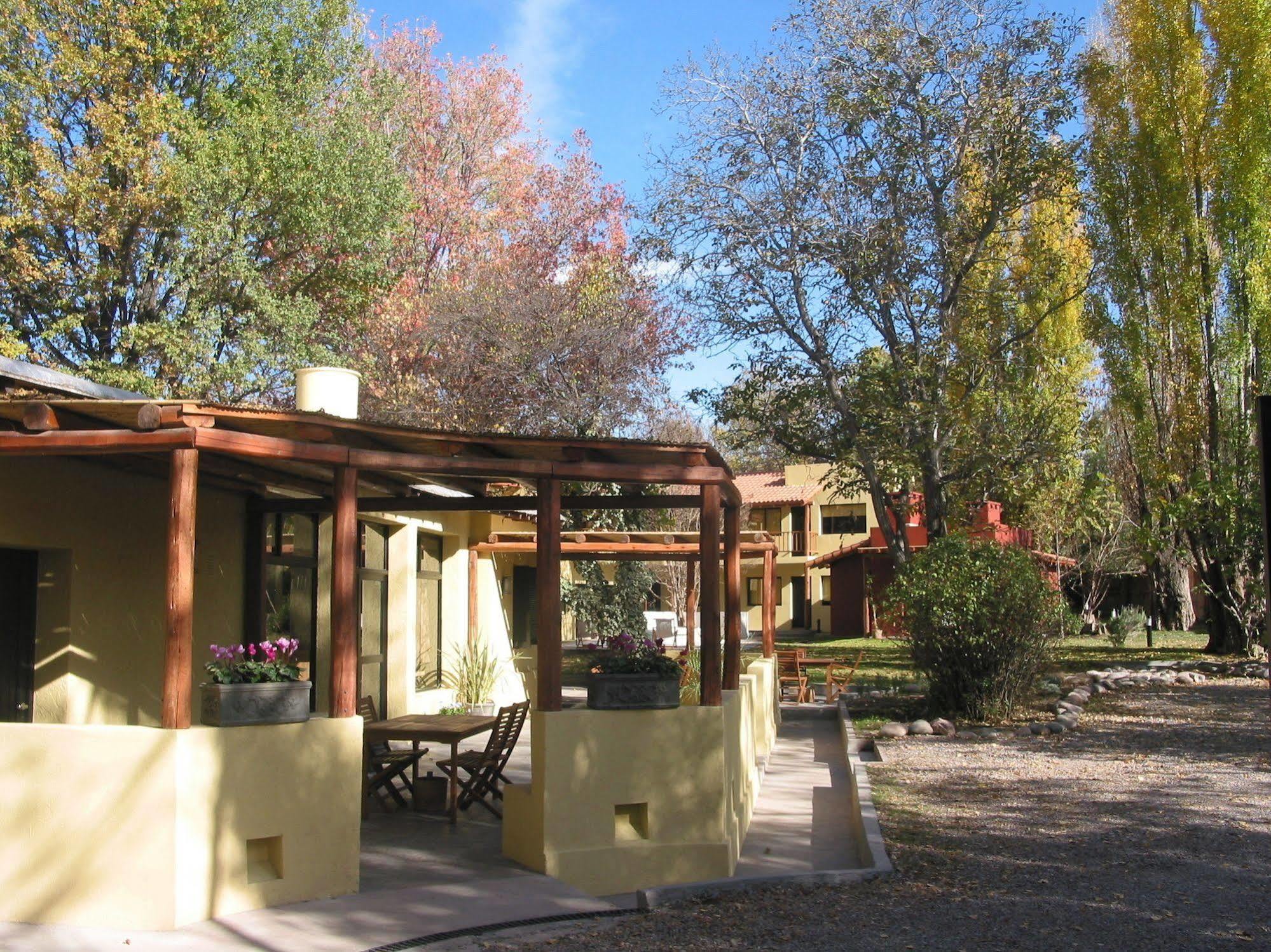 Postales Green Aparts - Chacras de Coria Exterior foto