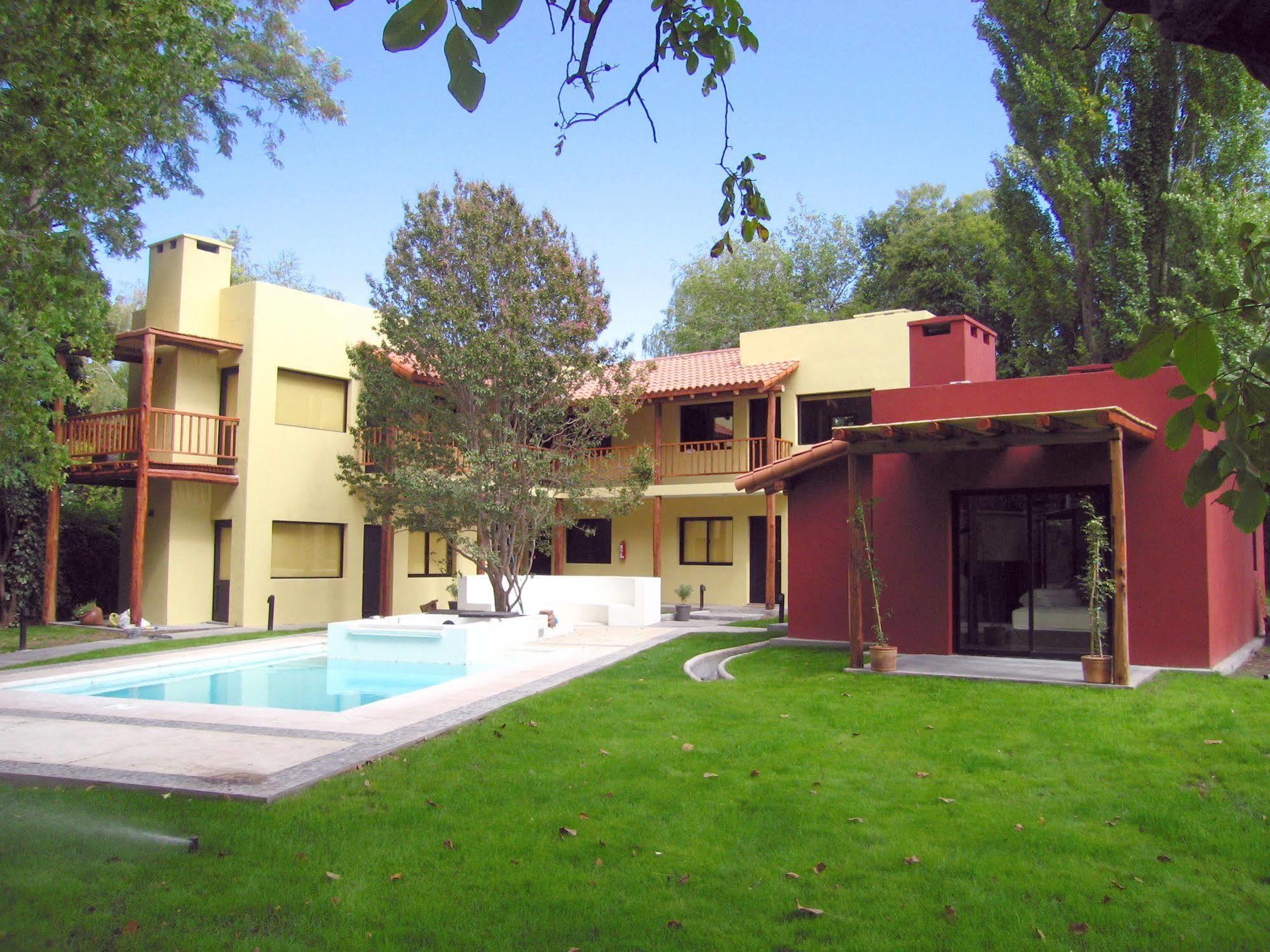 Postales Green Aparts - Chacras de Coria Exterior foto